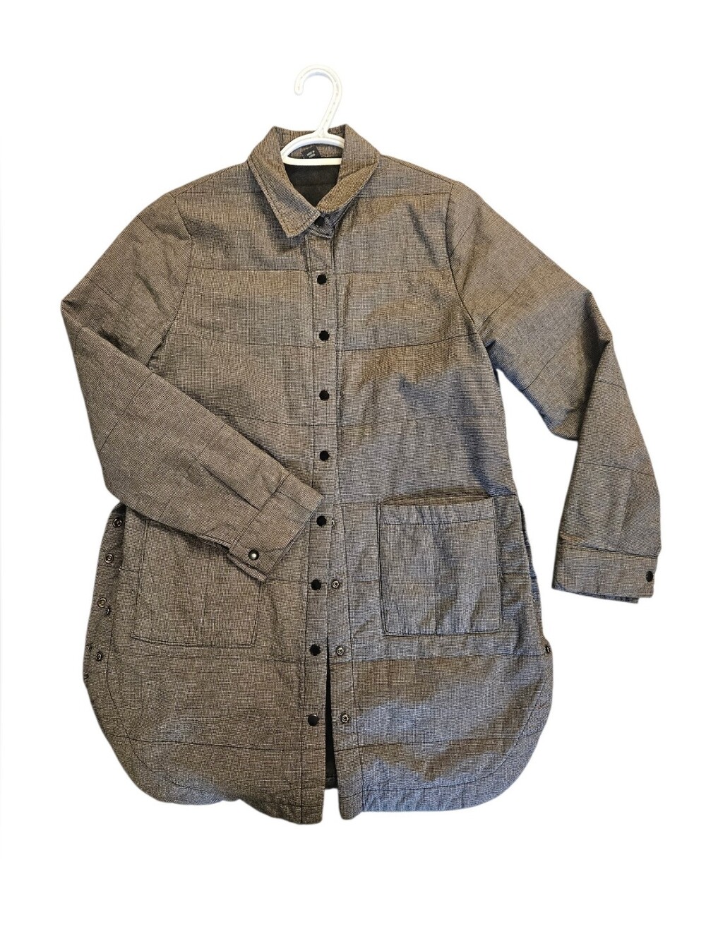 Long Jacket in Small Pattern - Picture 3 of 10